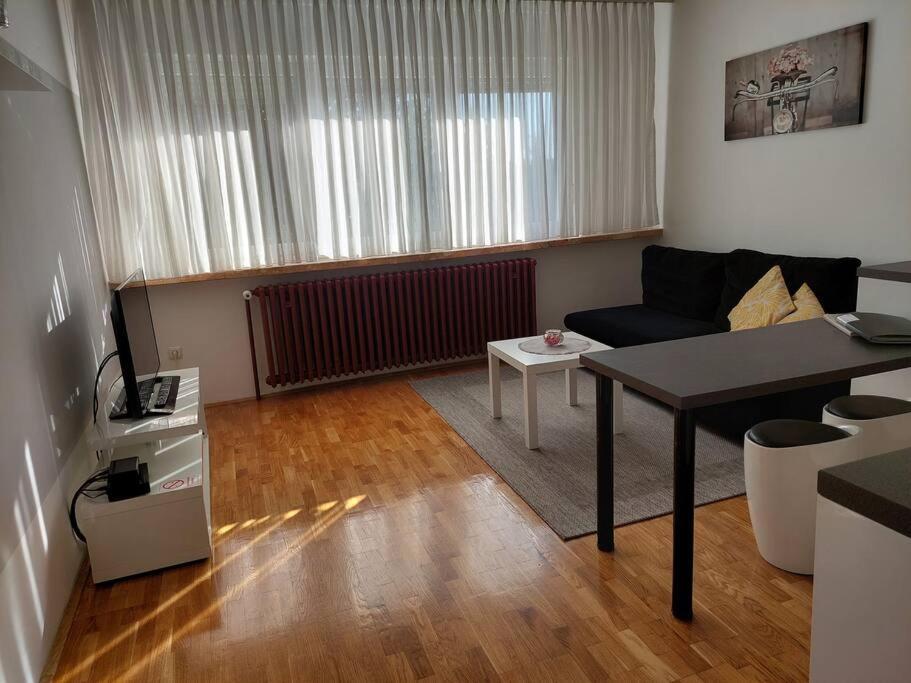 Apartment Check In Zagreb Maksimir-Free Parking Dış mekan fotoğraf