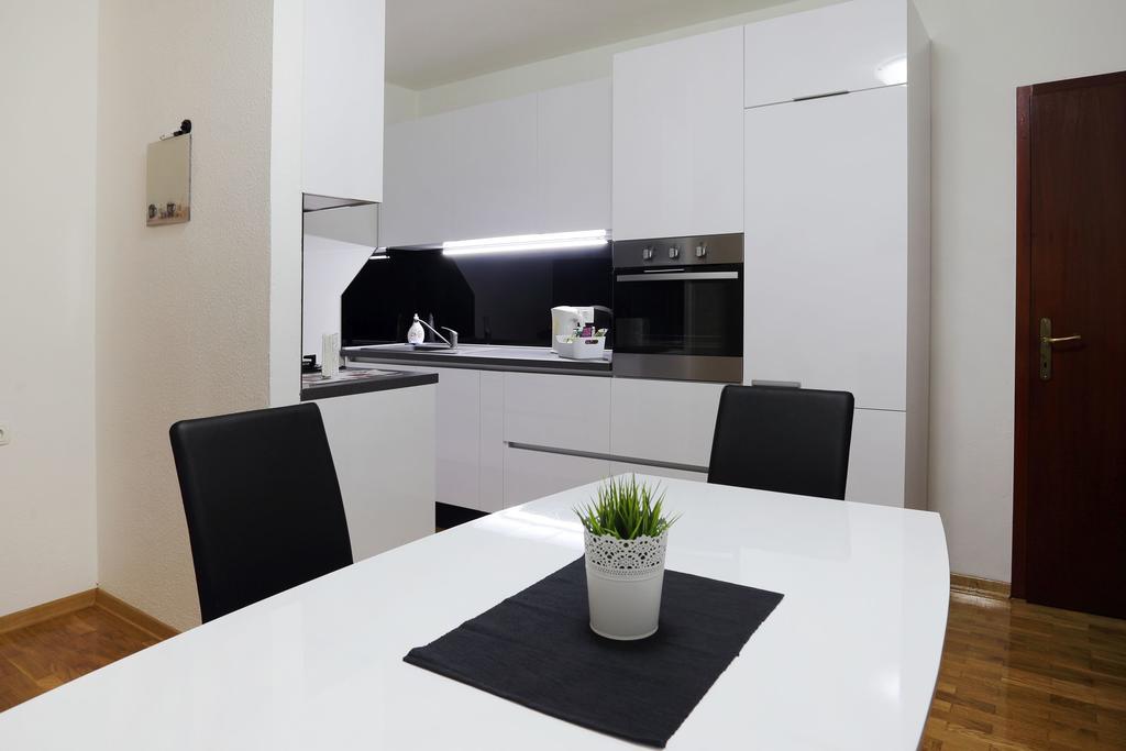 Apartment Check In Zagreb Maksimir-Free Parking Dış mekan fotoğraf